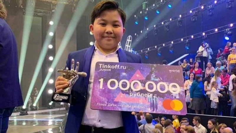 Ержан Максим: Аллаға шүкір, менің жеңісім - қазақ елінің жеңісі
                                Жас әнші өзін қолдаған жандарға алғыс айтты