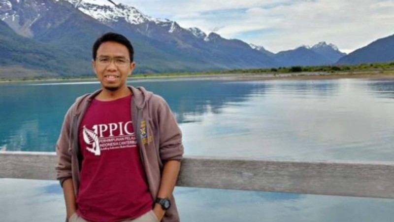 Аман қалған жігіт 49 адамды өлтірген қылмыскерден қалай қашқаны туралы айтып берді