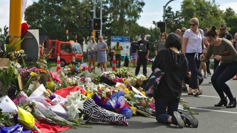 Жаңа Зеландия мешітіндегі атыс: Әйел мүгедек күйеуін құтқарамын деп көз жұмған - Қазақстан жаңалықтары