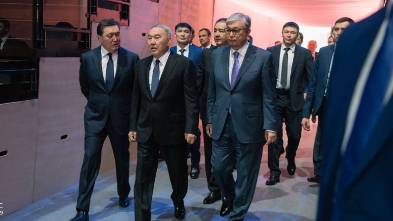 жарқыраған форум, “наразылық көлеңкесі” және Тоқаевқа түсер “салмақ”