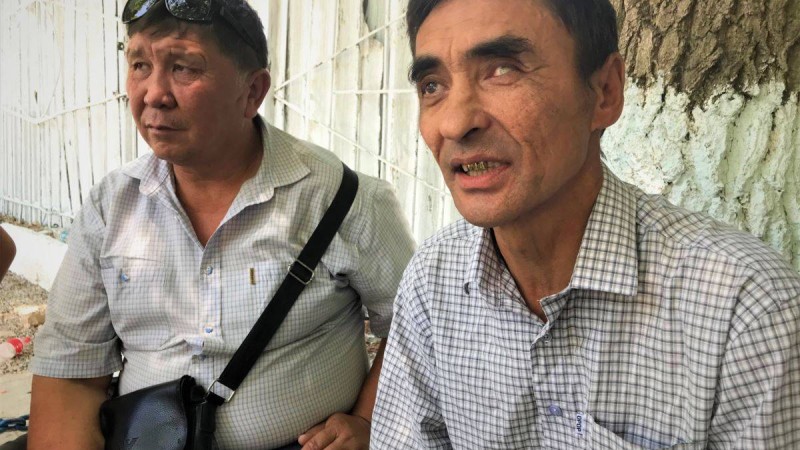 Шымкентте 10 тәулікке қамалған белсенді босап шықты