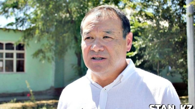 "Бір үзім нан беруге жарайтын шығарсыңдар": Вице-министр құрылысшыларға шағымданған Арыс тұрғындарына - Қазақстан жаңалықтары