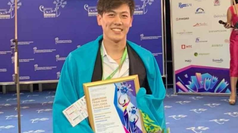 Қазақстандық әнші Әділхан Макин "Славян базарында" жеңіске жетті - Қазақстан жаңалықтары