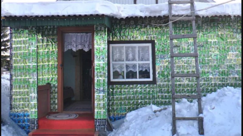 ШҚО-да босаған сыра қабырларын кәдеге жаратқан отбасы жұртты таңғалдырды (фото)