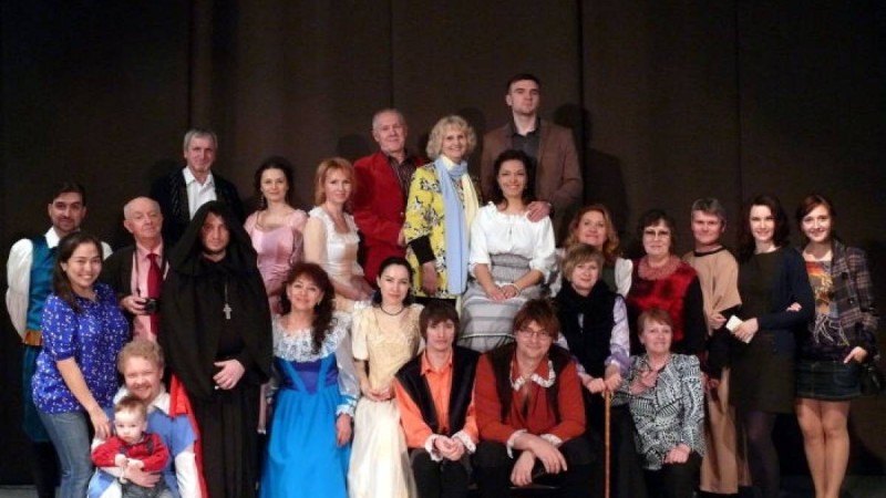 САНТ театры туралы мәлімет: құрылу тарихы мен актерлері