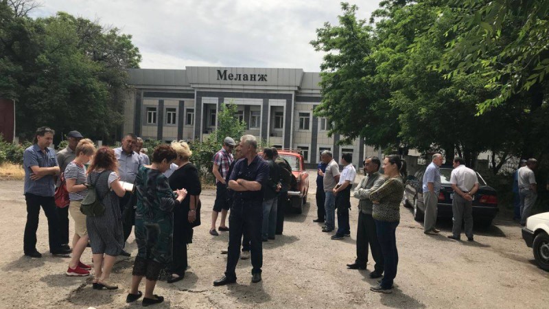 Шымкентте жиырмадан аса жұмысшы наразылық танытты