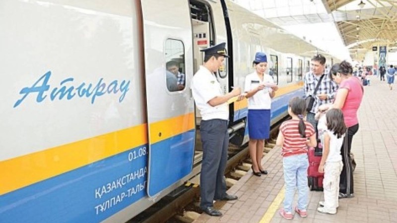 Ақтөбеде темір жол билеттерінің жетіспеушілігі талқыланды