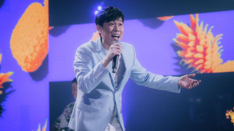 Славян базары: Әділхан Макин көш бастап келеді