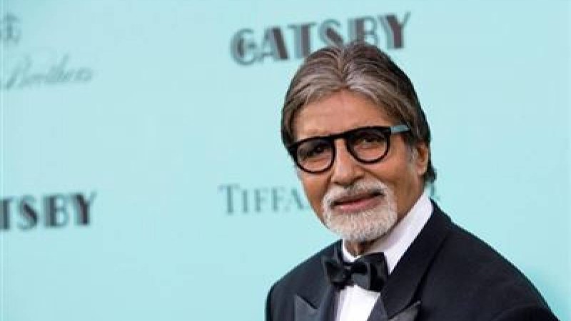 Актер 560 мың доллармен жерлестерінің қарызын жауып берді