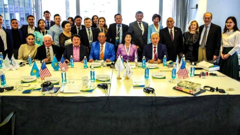 Әлемдік Қаламгерлер қоғамдастығыны құруға шақырамын