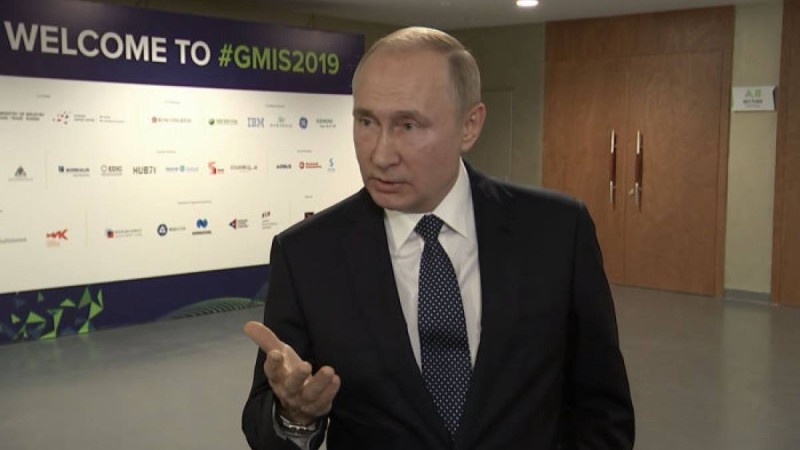 Путин Грузияға қатысты санкцияларға қарсы екенін айтты – видео  