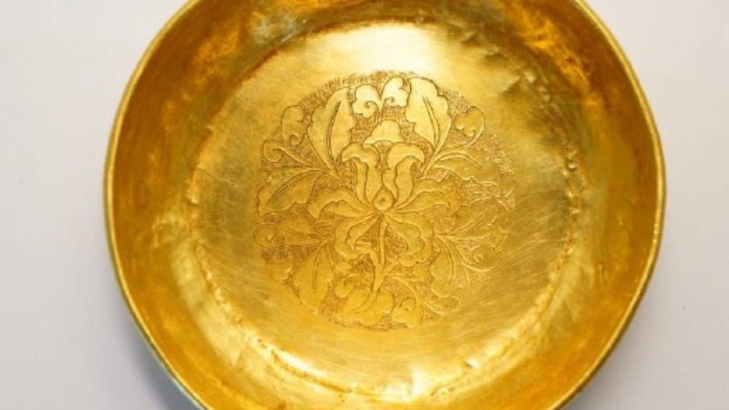 Алтын тостаған