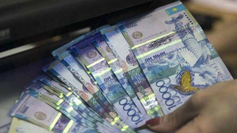 Қазақстанда мұғалімдердің жалақысы қаншалықты артады? БҒМ жауап берді
Мәжілісте «Педагог мәртебесі туралы» заң жобасы таныстырылды