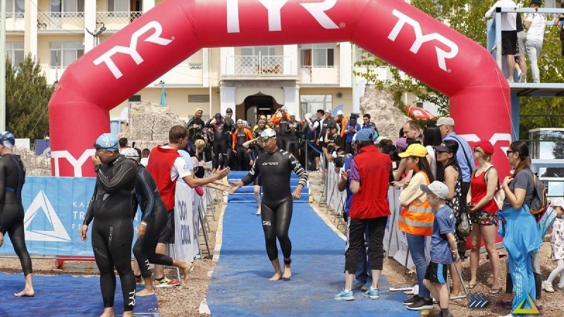 Нағима Керімбаева мен Максим Мазур Қазақстанның үздік триатлеттері атанды