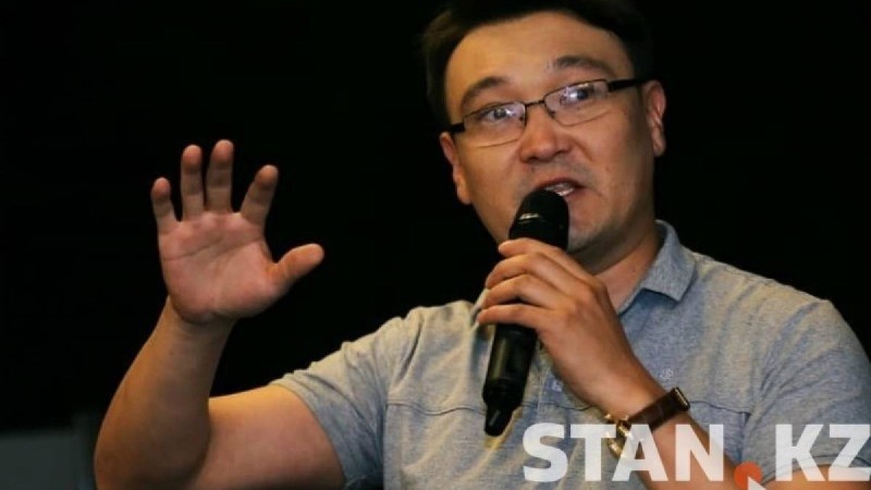 Біздегі зиялы қауым сияқты көзімді жұмып, көрпенің астында бұғып жата алмаймын