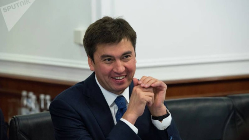 "Паранджа киіп жүрейін бе?" Шымкент әкімі киіміне қатысты сұраққа жауап берді