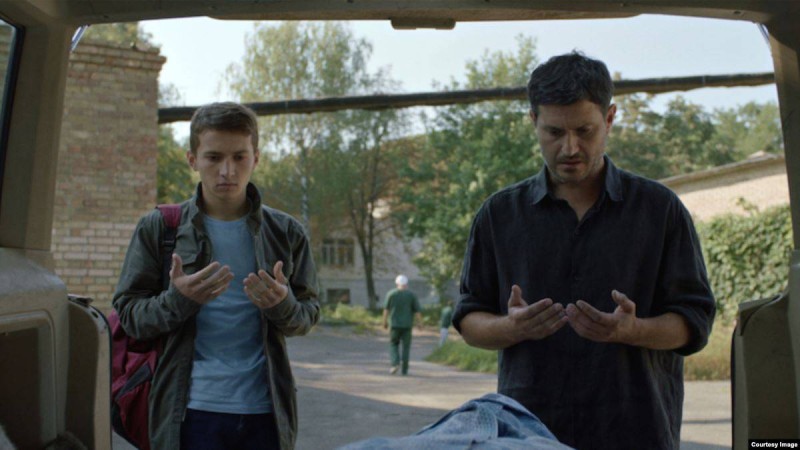 «Кино мәселе қозғайды, бірақ жауап бермейді»