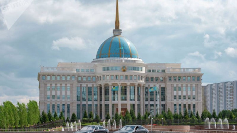 Тоқаев екі министрді қызметінен босатты