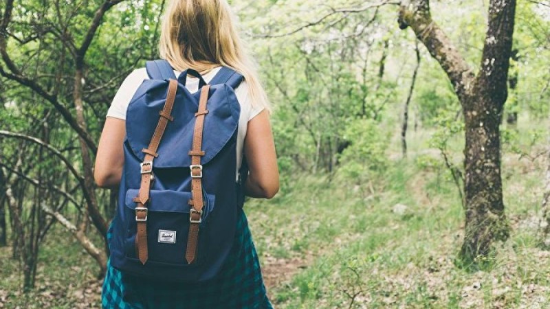 Көшеде жатқан көк сөмке шымкенттіктердің зәре-құтын қашырды