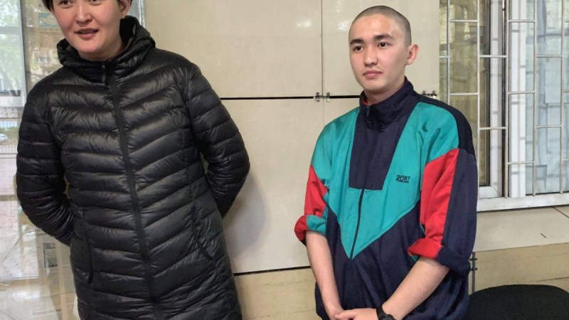 "Баннер үшін қамалып шыққан" Бейбарыс Толымбековті әскерге алып кетті