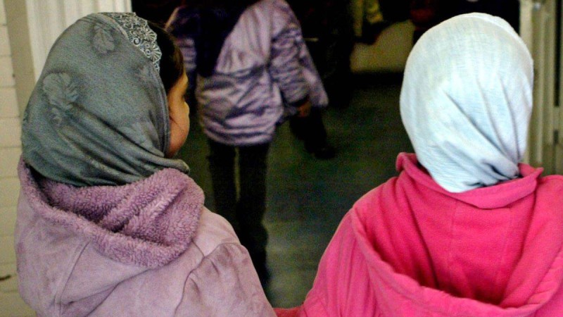 Австрияда бастауыш мектептерде хиджаб киюге тыйым салынды