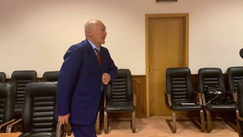 Жоғарғы сот "тіл сынағынан өтпей қалған" Әлиевтің шағымын қанағатандырмады