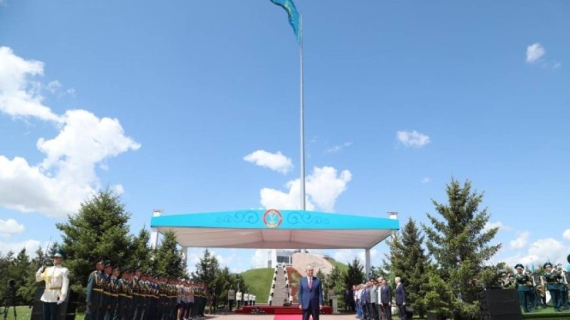 Тоқаев елорда күнін тойлауды ашық деп жариялады
Биыл елорда күнін мерекелеу шығыны үш есе қысқартылды