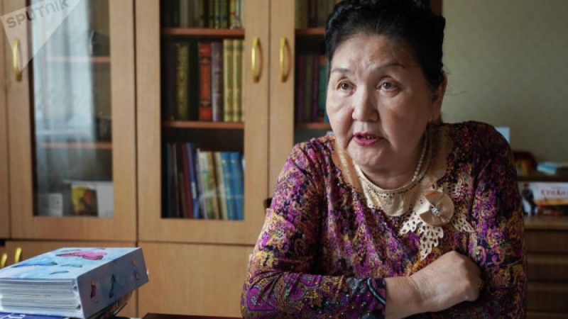 ақынның жиеншары Ләйлә Баймағамбетова қалай тұрып жатыр
