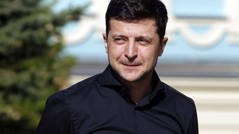 Украина парламенті Зеленскийді ұлықтау рәсімінің уақытын бекітті