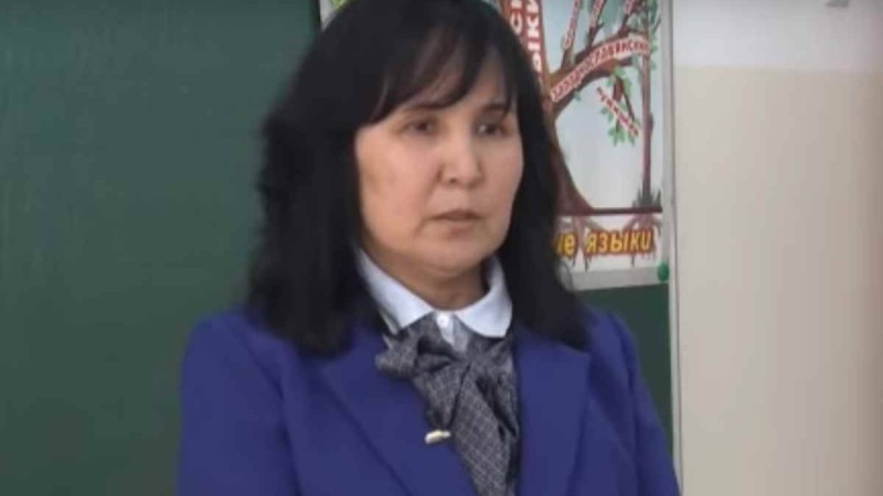 "Жалюзи сатып алуға мәжбүрледі": Алматылық мұғалім мектепте ақша жиналатынын айтып шағымданды - Қазақстан жаңалықтары