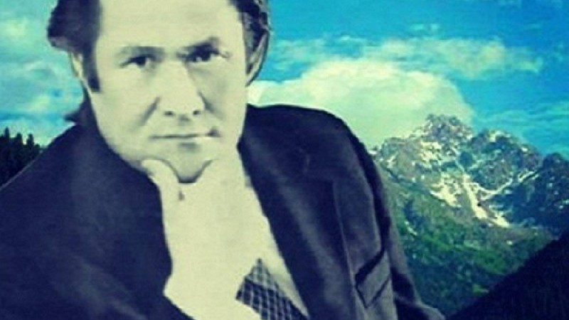 Өлең: Мұқағали Мақатаев (Хан тәңірі)