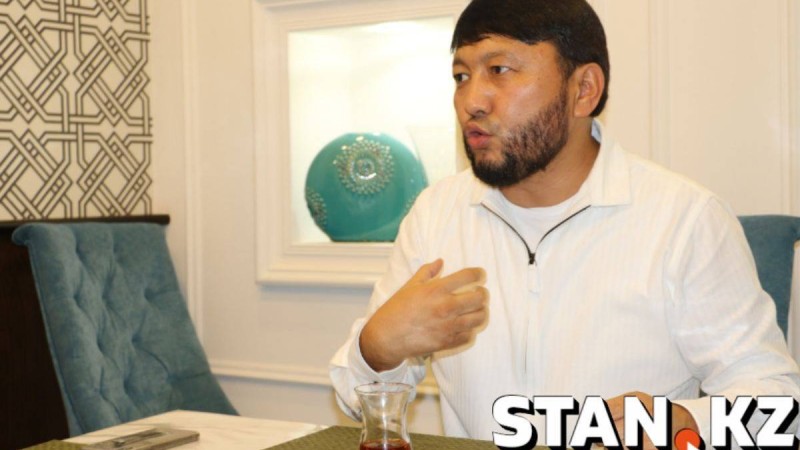 «Құдайға жатпай-тұрмай дұға жасаңыз»: Мұхамеджан Тазабек тұрмысқа шыға алмай жүрген қыздарға кеңес берді - Қазақстан жаңалықтары