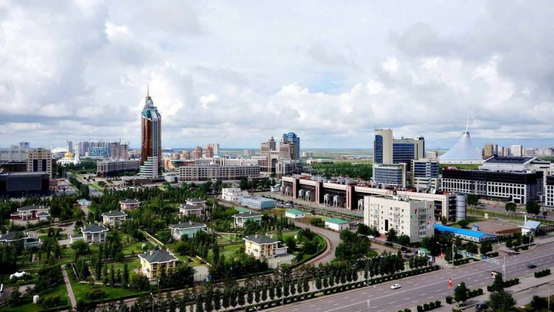 Нұр-Сұлтан vs Нұрсұлтан: Бас қаланың атауы тағы өзгере ме
Әкімдіктегілер ақпаратты жоққа шығарды