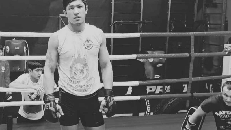 Небәрі 23 жаста: ММА чемпионы дәмханадағы төбелестен кейін көз жұмды - Қазақстан жаңалықтары