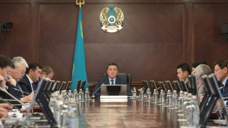 Үкімет Арыстағы оқиға мен несиені өтеуге байланысты бюджетті нақтылады