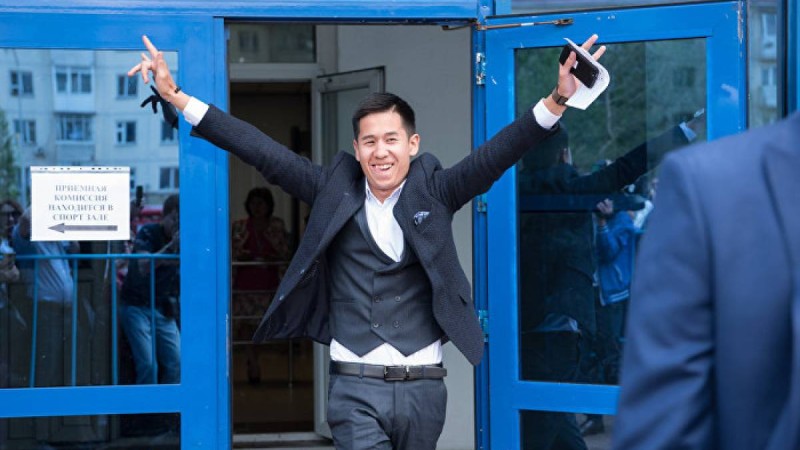 білім министрі оқуға түсе алмаған талапкерлерге де грант берілетінін айтты