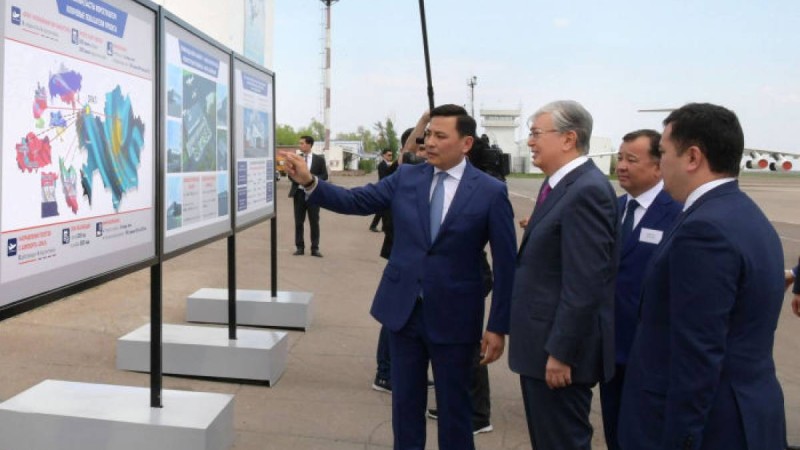 Тоқаев Орал әуежайын қайта жөндеу жоспарымен танысты