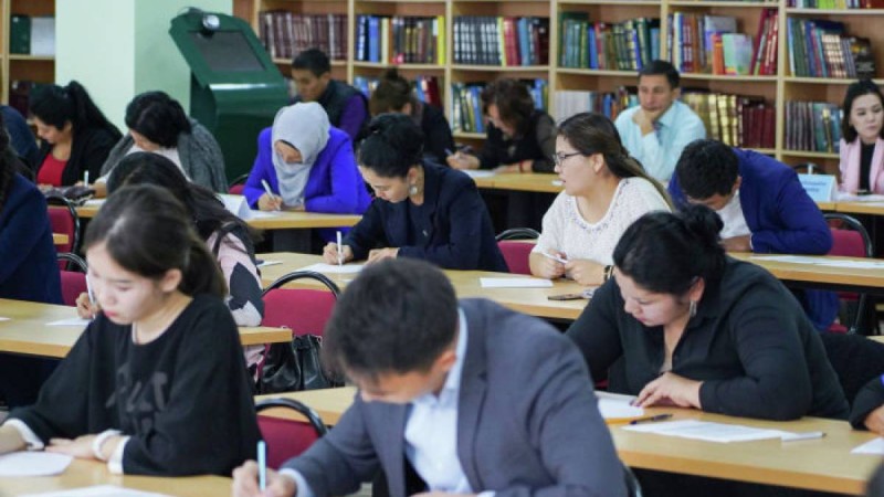 Қазақстандықтар латын графикасымен алғаш рет диктант жазды
