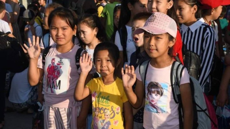 Арыстық 340 оқушы жазғы лагерге кетті