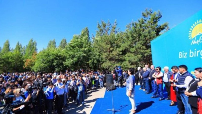 Нұротандықтар Қазақстандағы арандатушылыққа қарсы митинг өткізді