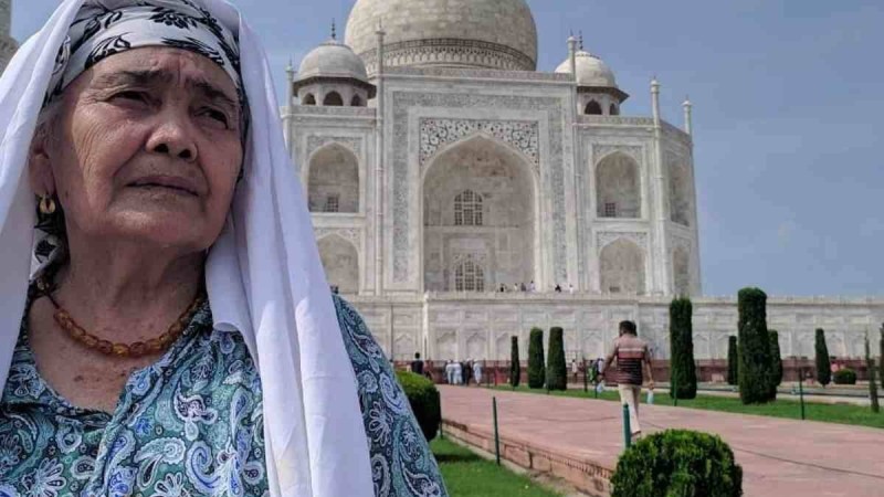 "Көзіммен көрген кереметті анам көрсе екен деп армандадым": Отандық қария баласымен әлем аралап жүр - Қазақстан жаңалықтары