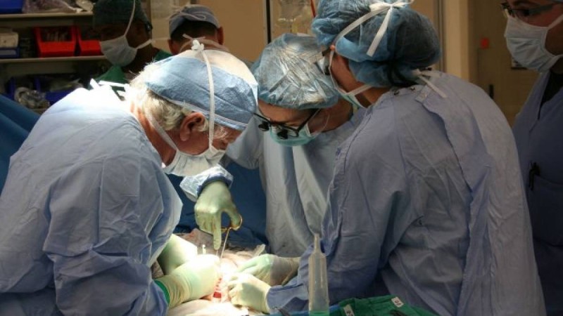 Тоқаев қатерлі ісікті емдейтін бірегей қондырғы туралы айтты