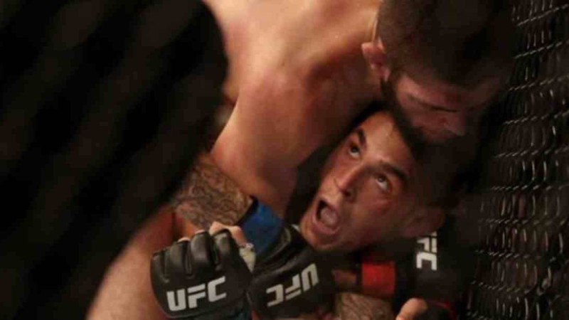 Тұншықтырып тастады: Хабиб Порьені ойсырата жеңді (видео)
Бұл Хабибтің кәсіби мансабындағы 28-і жеңісі