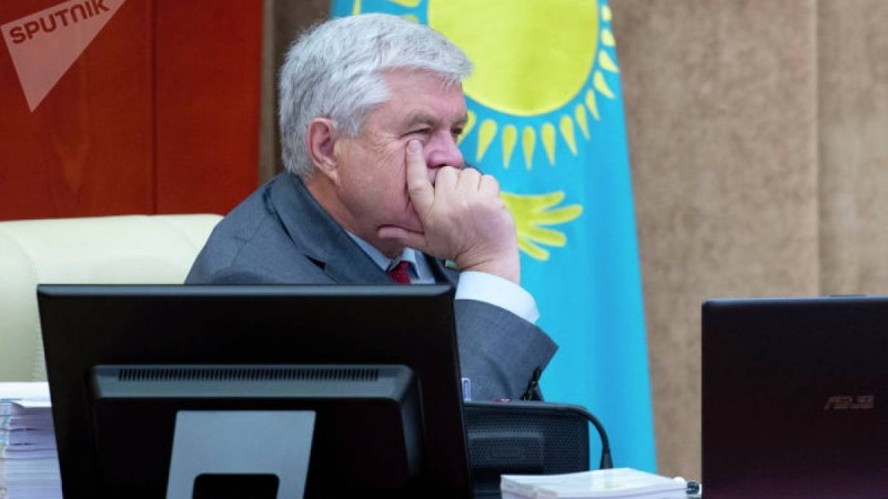 Депутат Божко қаймақтың бағасына таңғалды