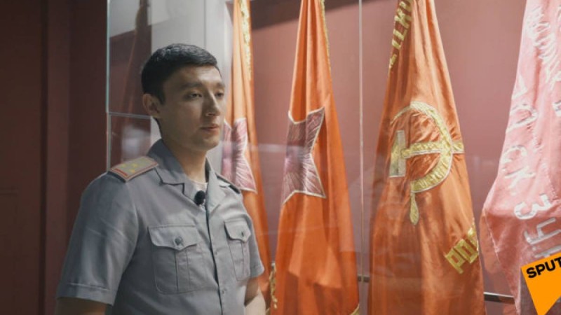 Рақымжан Қошқарбаевтың Рейхстагқа тіккен Жеңіс туы