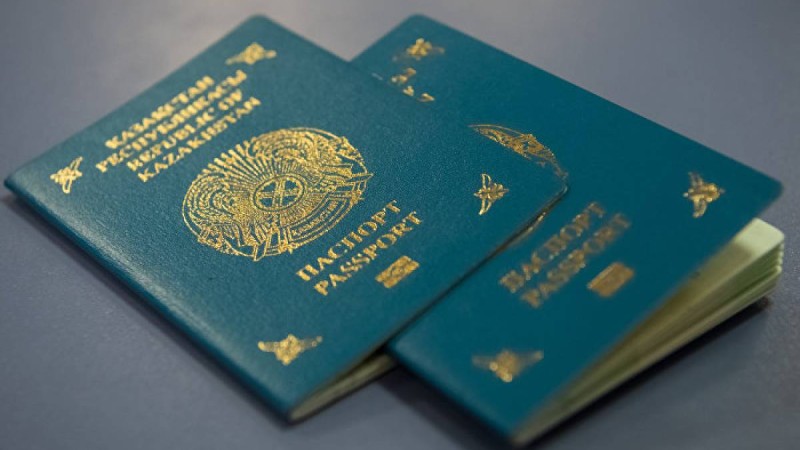 Жүзге жуық оралманға азаматтық берілмей жатыр – вице-министр себебін айтты