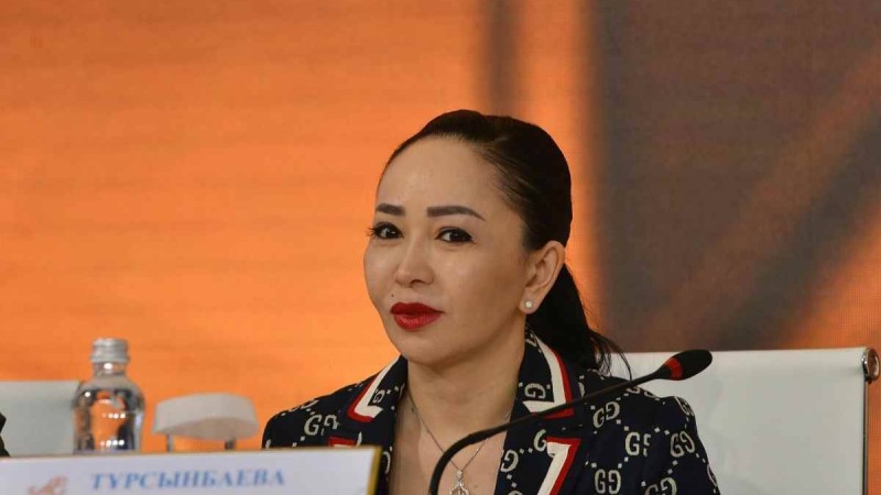 Айнұр Тұрсынбаева сатқан шұжықтардан жүн шықты: Айтыскер себебін түсіндірді (видео)