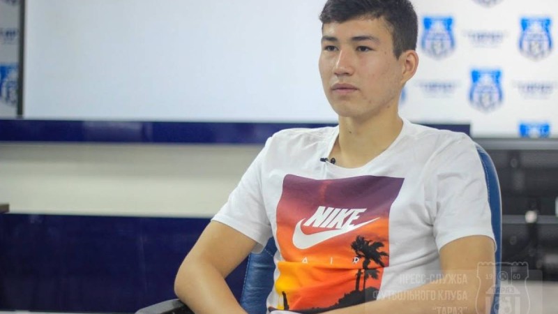 "Менің Отаным Қазақстан": ресейлік клубтағы футболшыны мазақ етті (видео)