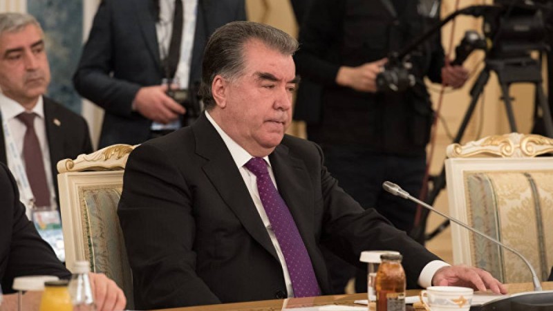 Тәжікстан президенті Тоқаевқа көңіл айтты