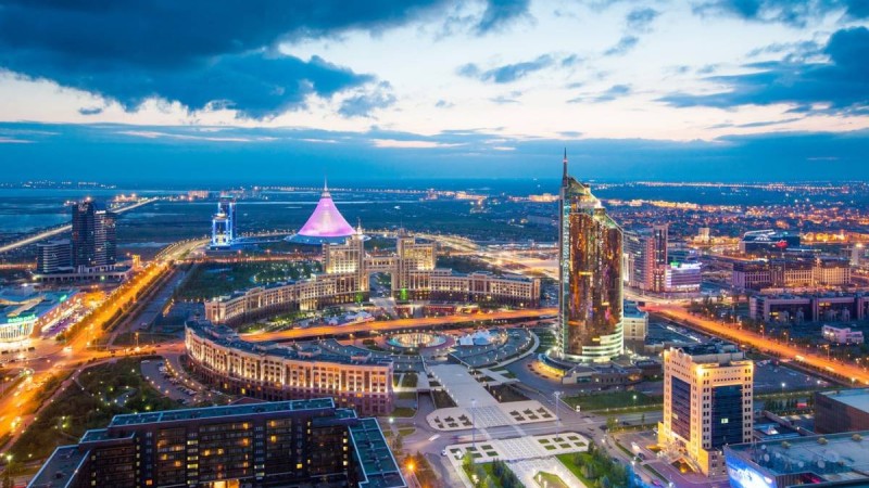 "Адамдар Қазақстаннан кетеді". Танымал көріпкел 2021 жылдың ауыр болатынын айтты